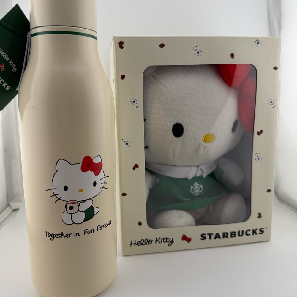 Limited edition Starbucks Cream Bottle and Hello Kitty Plush Set